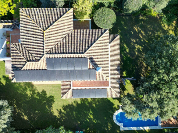FOR SALE 🏡 Frontline Golf Four-Bedroom Villa with Pool on a Large Plot – San Roque Club, San Roque 🇪🇸