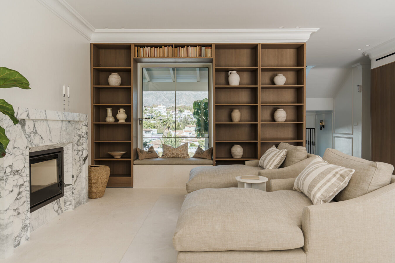 FOR SALE 🏡 Five-Bedroom Mediterranean Villa with Pool, Gym and Sauna in the Golf Valley – Nueva Andalucía, Marbella 🇪🇸