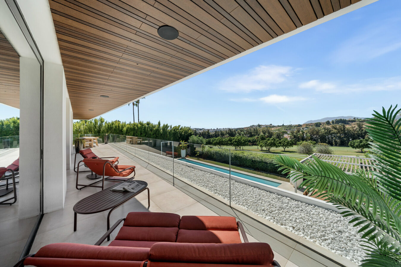 FOR SALE 🏡 New Frontline Golf Villa with Infinity Pool, Cinema and Rooftop Jacuzzi – Golf Valley, Nueva Andalucía, Marbella 🇪🇸