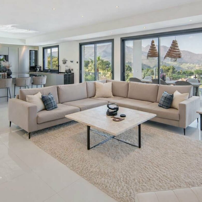 FOR SALE 🏡 Renovated Four-Bedroom Villa with Pool, Gym and Mountain Views – La Cala Golf, Mijas 🇪🇸