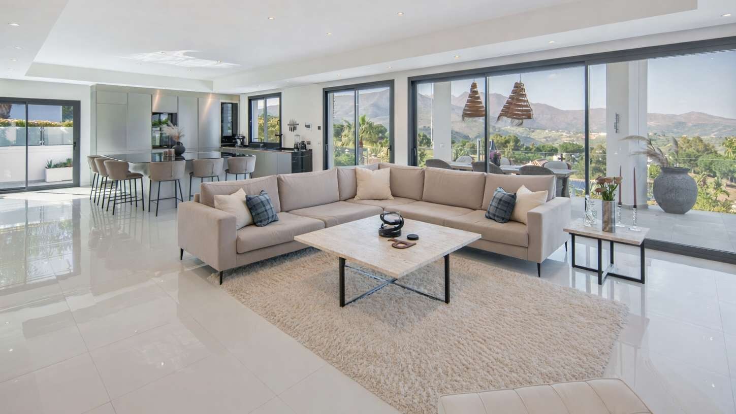 FOR SALE 🏡 Renovated Four-Bedroom Villa with Pool, Gym and Mountain Views – La Cala Golf, Mijas 🇪🇸