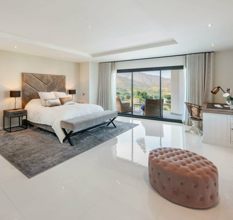 FOR SALE 🏡 Renovated Four-Bedroom Villa with Pool, Gym and Mountain Views – La Cala Golf, Mijas 🇪🇸