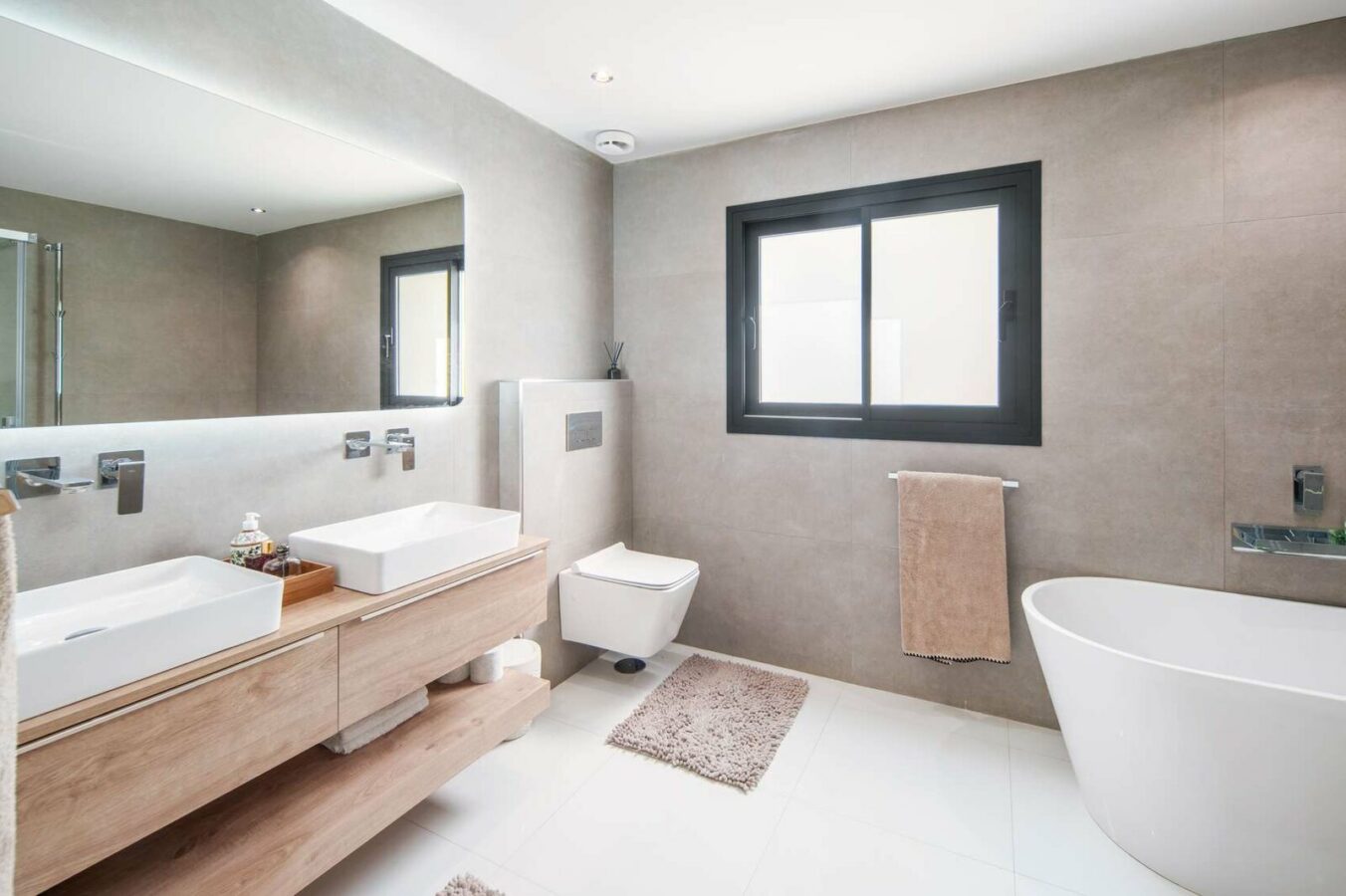 FOR SALE 🏡 Renovated Four-Bedroom Villa with Pool, Gym and Mountain Views – La Cala Golf, Mijas 🇪🇸