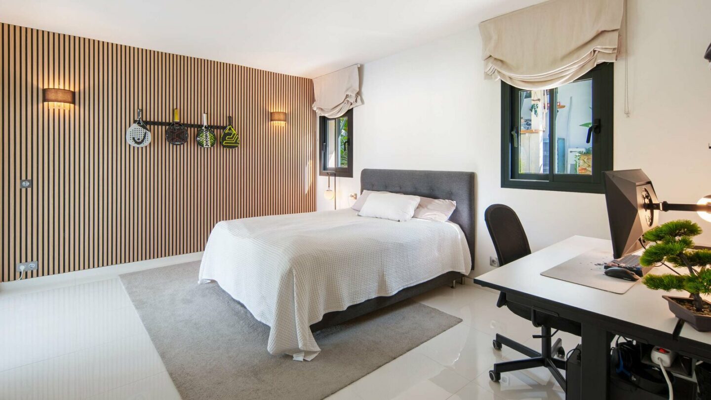 FOR SALE 🏡 Renovated Four-Bedroom Villa with Pool, Gym and Mountain Views – La Cala Golf, Mijas 🇪🇸
