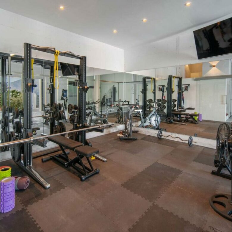 FOR SALE 🏡 Renovated Four-Bedroom Villa with Pool, Gym and Mountain Views – La Cala Golf, Mijas 🇪🇸