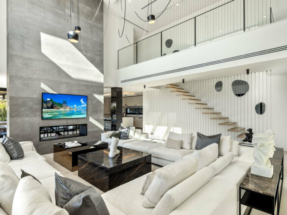 FOR SALE 🏡 Contemporary Six-Suite Villa with Cinema, Gym and Spa – La Cerquilla, Nueva Andalucía, Marbella 🇪🇸