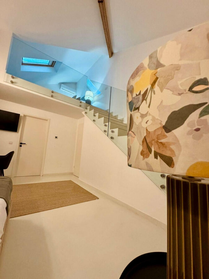 FOR SALE 🏡 Private Four-Bedroom Villa with Sea Views on a Flat Plot – Monte Biarritz, Estepona 🇪🇸