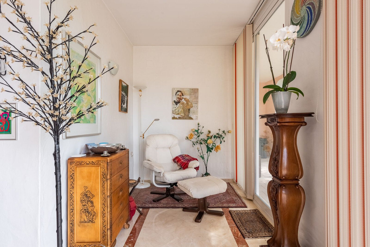 FOR SALE 🏡 Beachside Four-Bedroom Villa 100 m from the Sea – Paraíso Barronal, Estepona East 🇪🇸