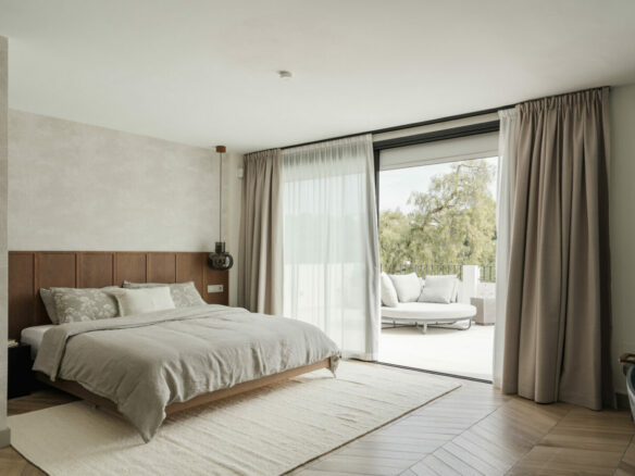 FOR SALE 🏡 Renovated 5 Bedroom Villa with Sea and Mountain Views – Los Naranjos Hill Club, Nueva Andalucía, Marbella 🇪🇸