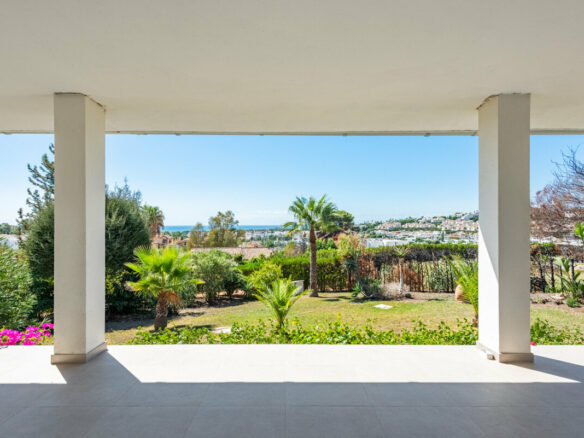 FOR SALE 🏡 Single-Level Four-Bedroom Villa with Sea Views to Finish – Atalaya, New Golden Mile 🇪🇸